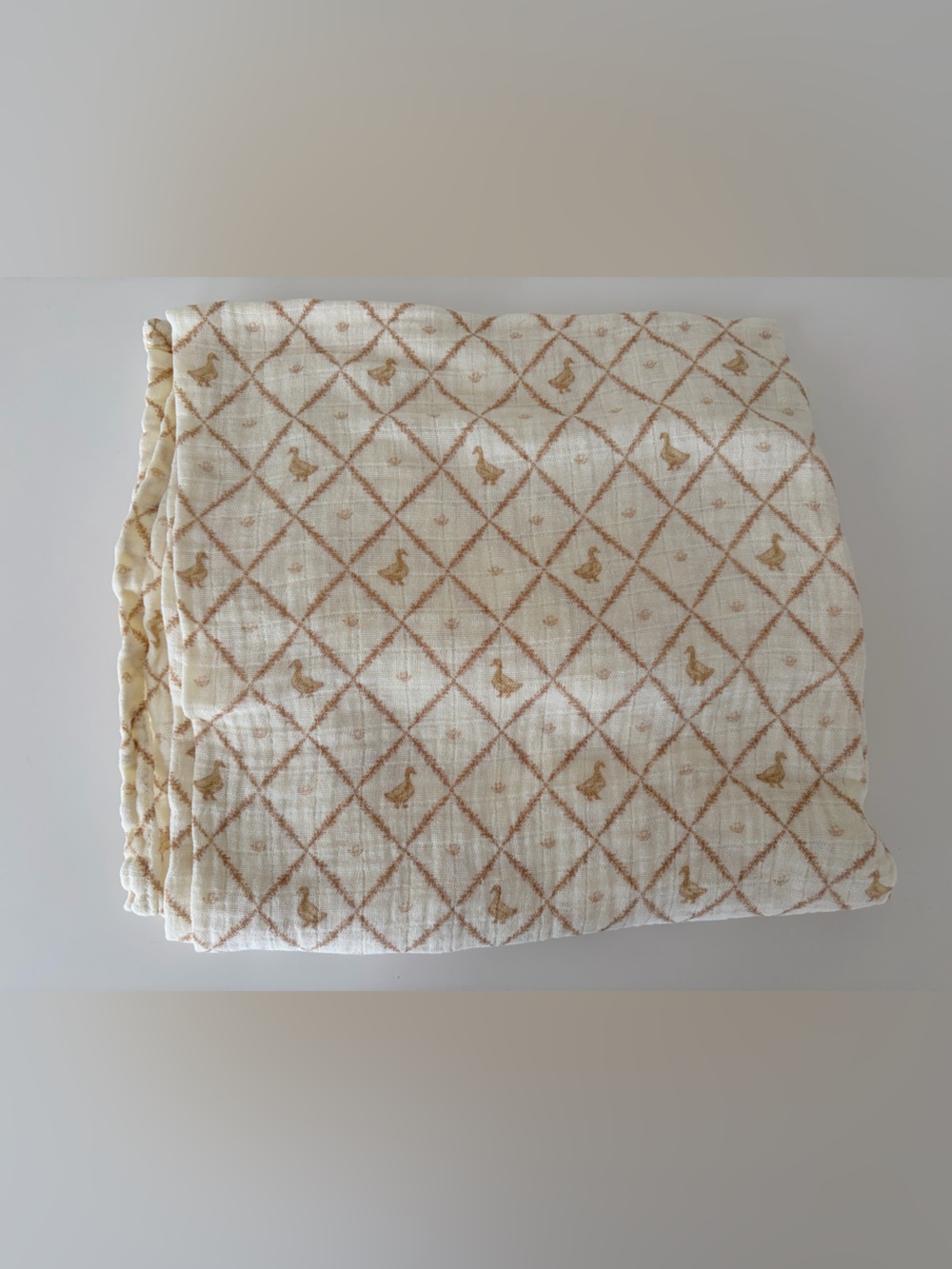 Oilo Duck Swaddle
